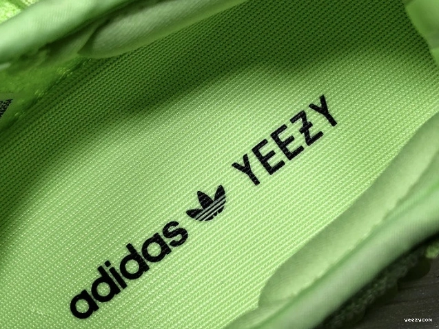 Glow Dark the in Yeezy 350 Boost Adidas EG5293 V2 0921